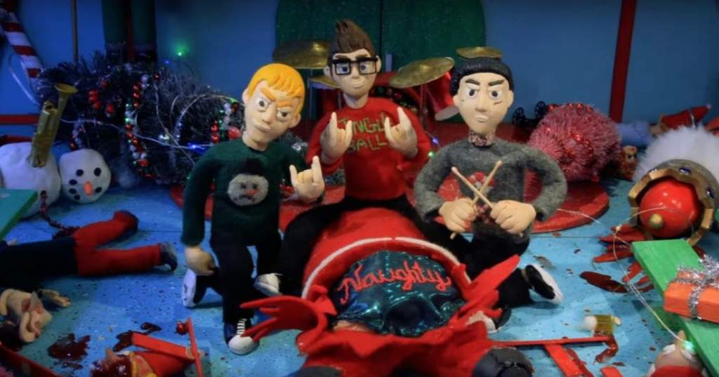 Blink 182 le canta a la navidad con video Not another christmas song