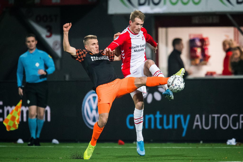 PSV y Erick Gutiérrez recuperan el tercer puesto de la Eredivisie