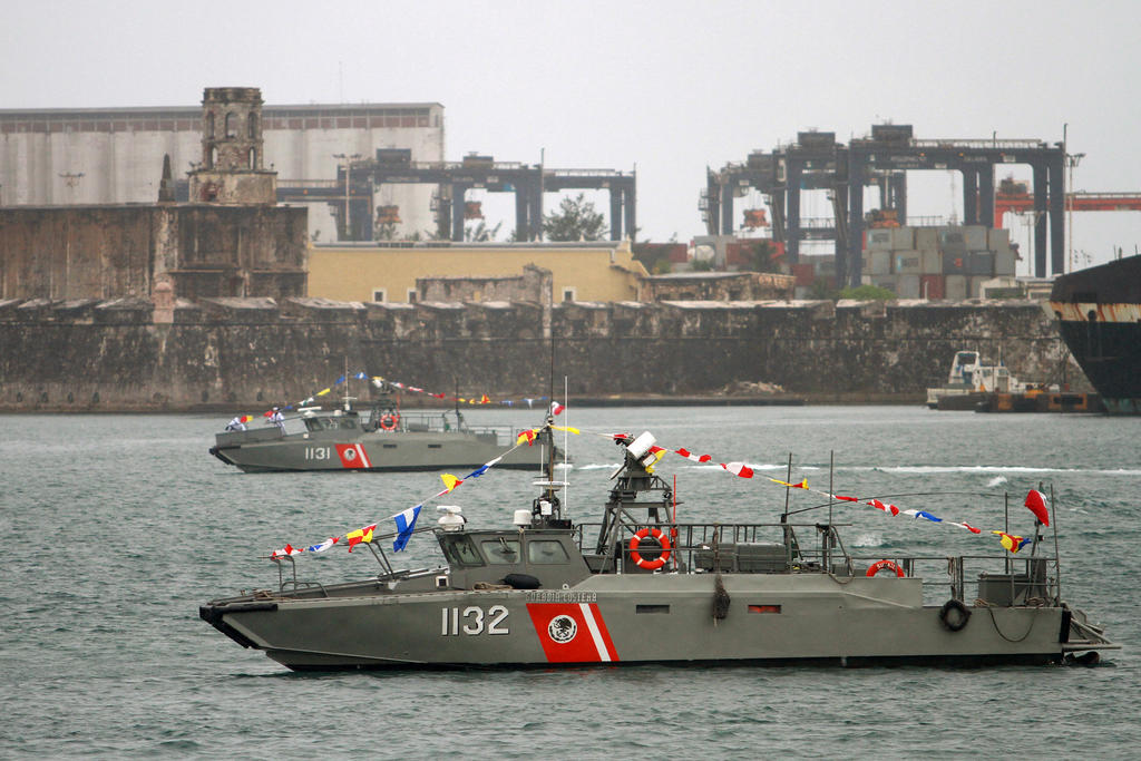 Apoya AMLO que Marina controle puertos; 'no es militarización', sostiene