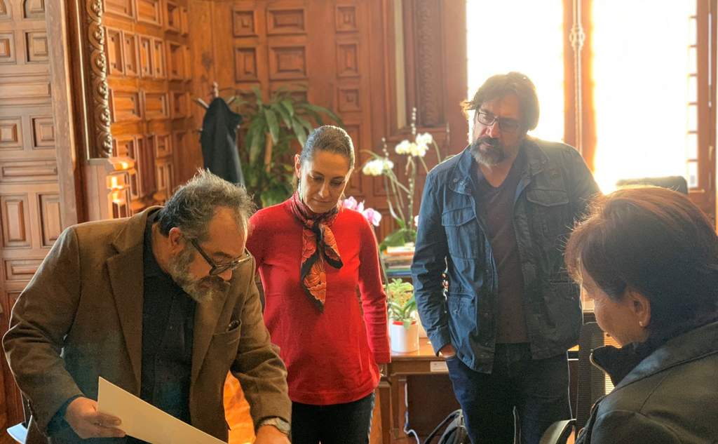 Javier Bardem se reúne con Sheinbaum para grabar serie en CDMX