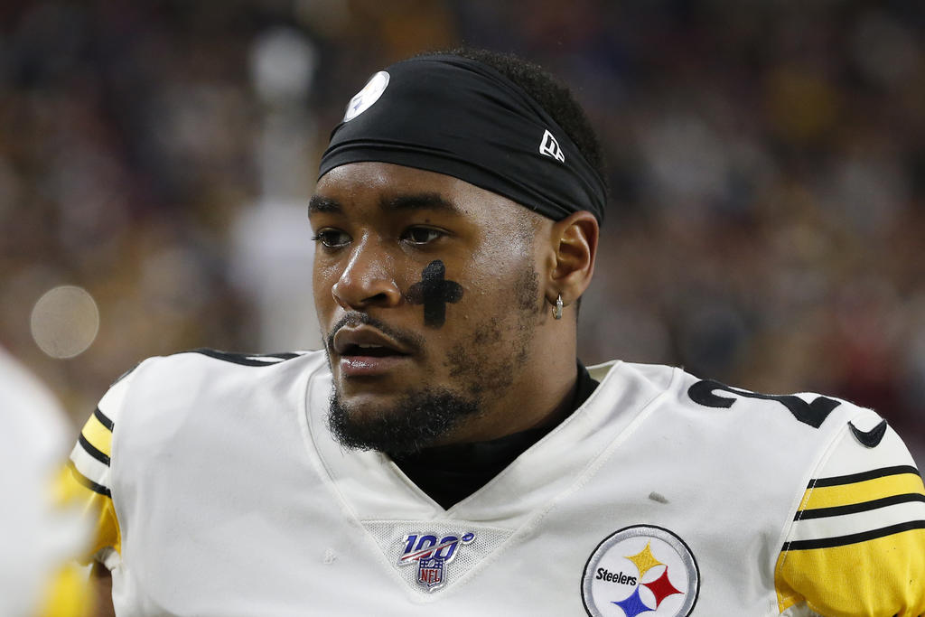 Jugador de la NFL es detenido por terrorismo