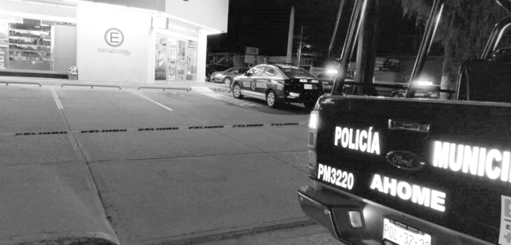 Balean a youtuber que acusó a edil de los Mochis