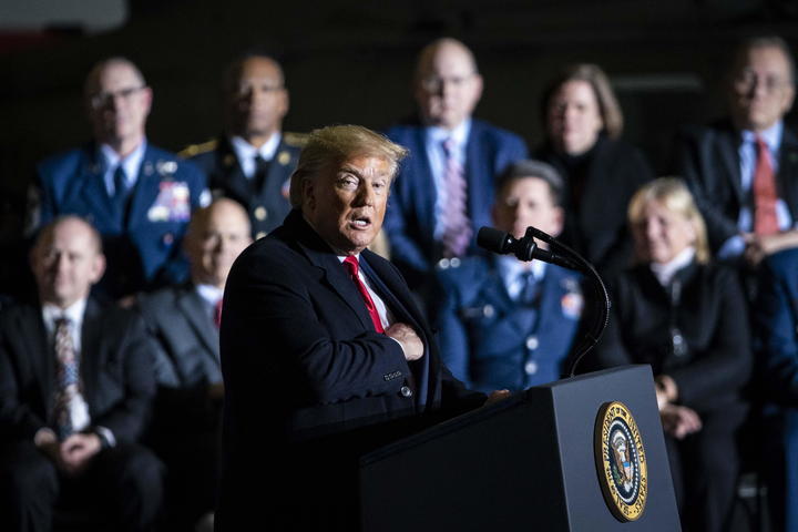 ... Y Trump ironiza por 'regalo'