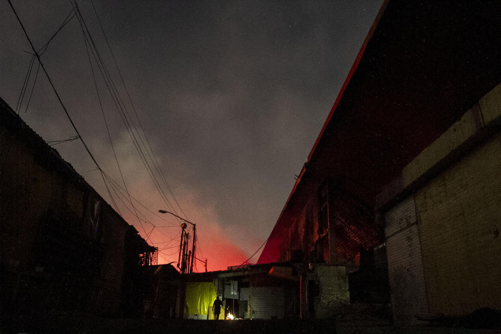 Incendio en mercado de La Merced deja un muerto y 8 heridos