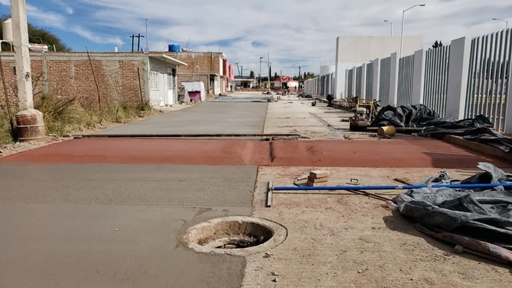 Avanza obra de pavimento hidráulico