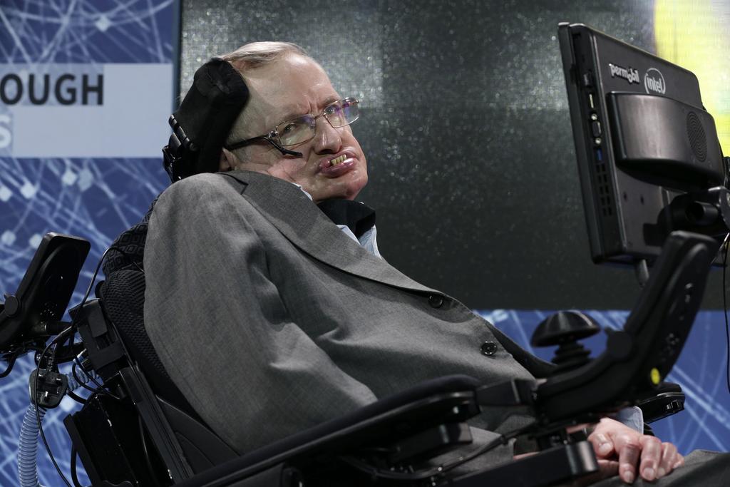 1942: Nace Stephen Hawking, célebre físico teórico, astrofísico y cosmólogo