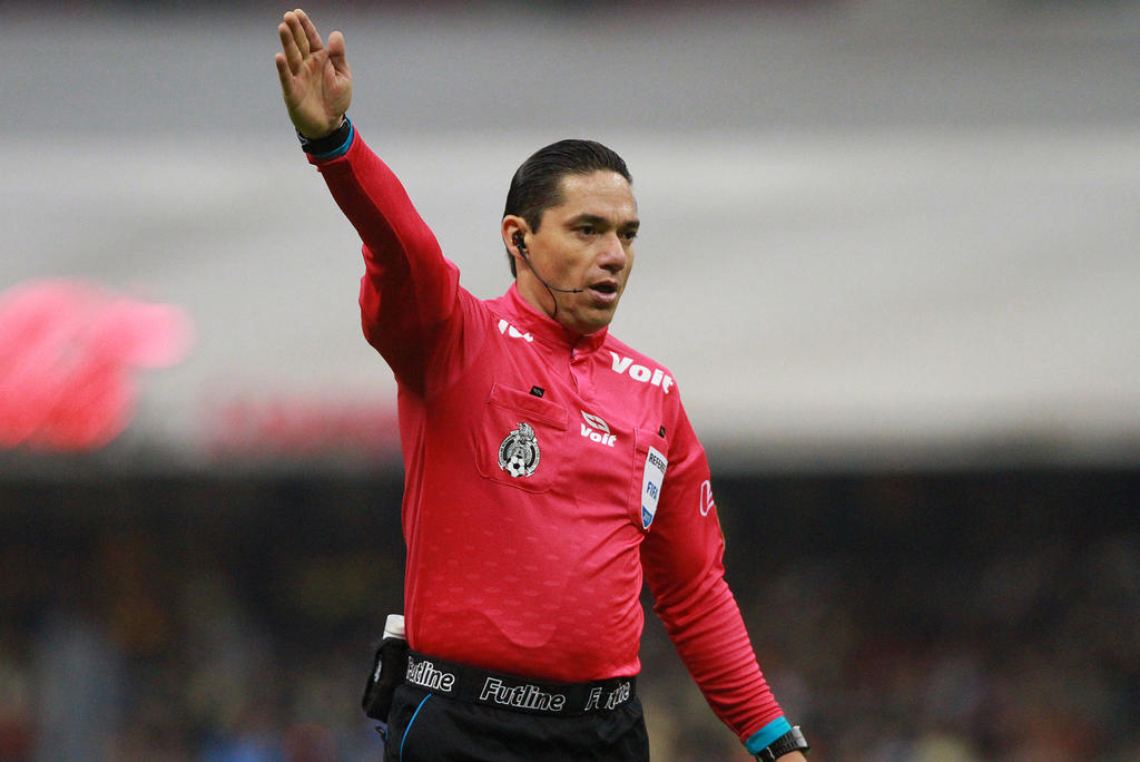 Oscar Macías dirigirá el Xolos Vs. Santos