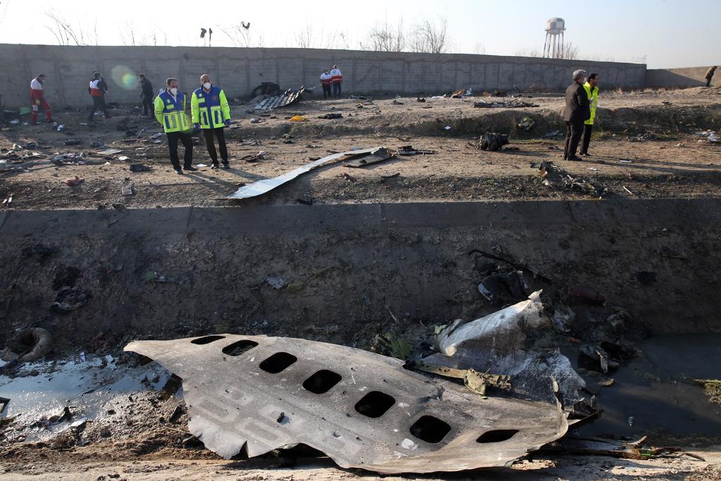 Cree OTAN que avión ucraniano 'pudo ser derribado' por defensa aérea iraní