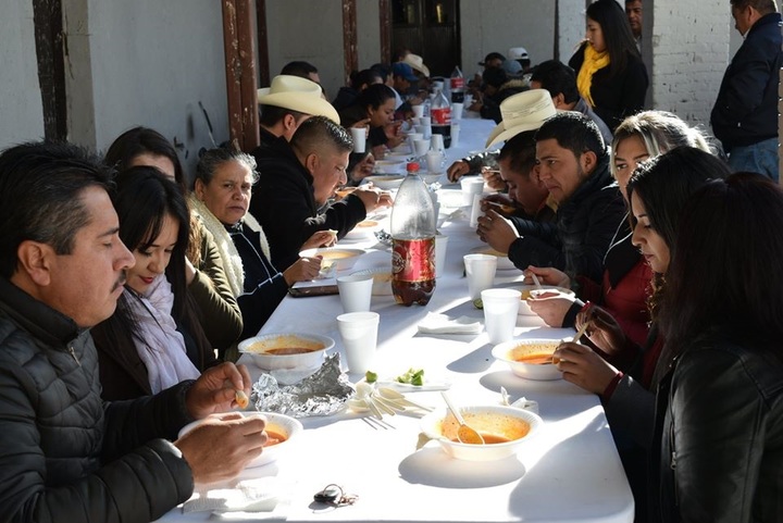 Celebran a las enfermeras y Día de Reyes