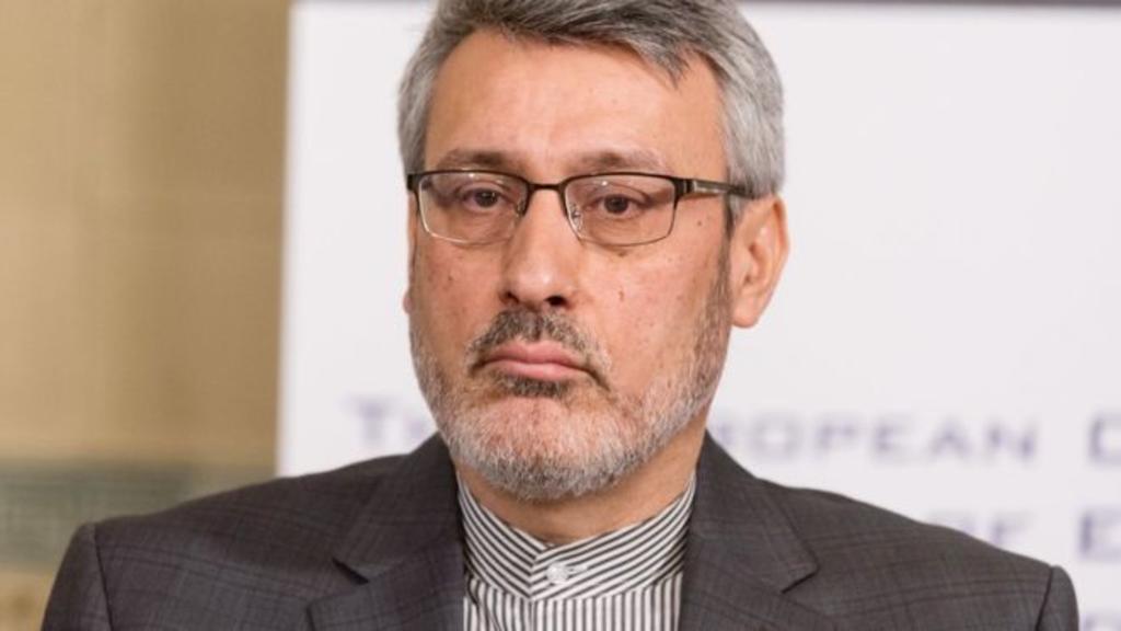 Gobierno llama a consultas al embajador de Irán en Reino Unido