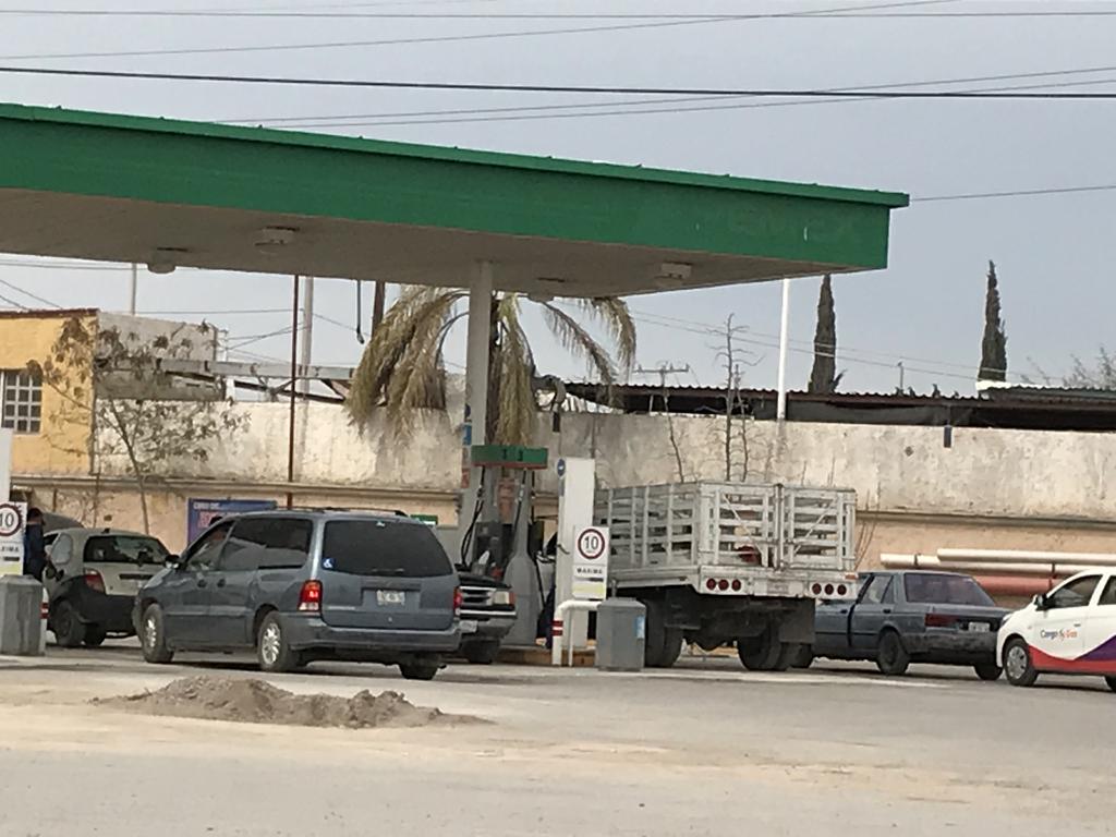Asaltantes se llevan 700 mil pesos de gasolinera