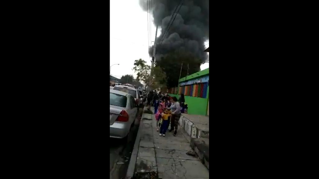 Se incendia bodega de  productos químicos en Monterrey