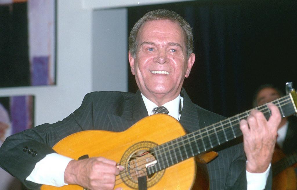 Compositores de México lamentan muerte de Chamín Correa