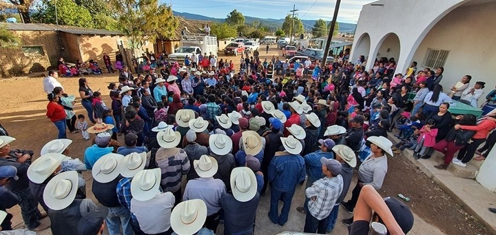 Mezquital recibe diversos apoyos