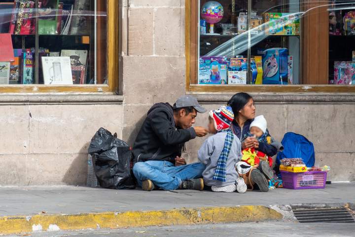 Falta de seguridad social, raíz de la pobreza en Durango