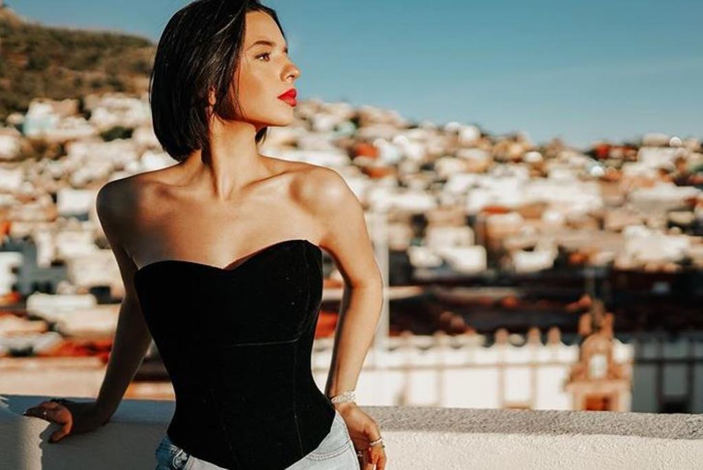 VIDEO: Ángela Aguilar interpreta himno de las Águilas de América