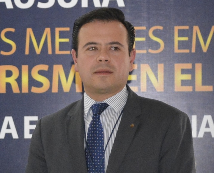 Castro Mayagoitia es designado Notario