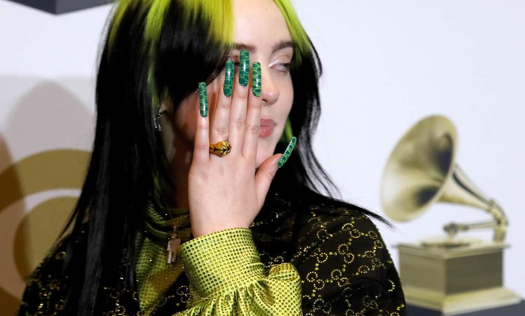 Billie Eilish se sincera sobre su cuerpo y asegura no sentirse deseada