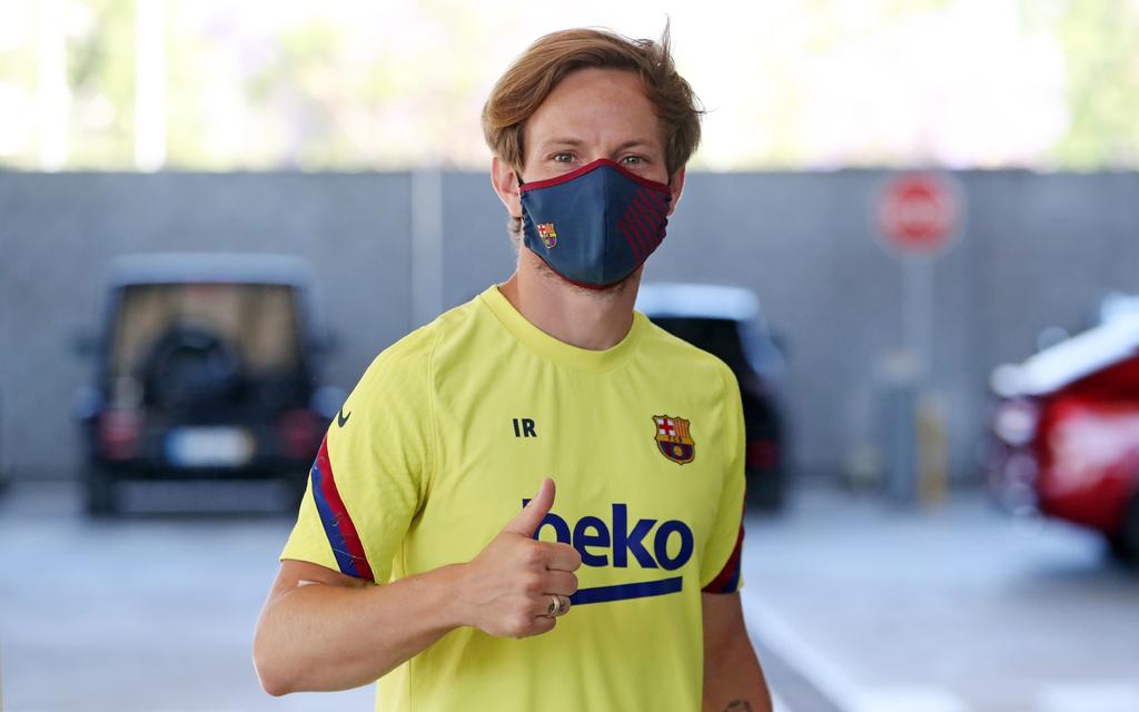 Ivan Rakitic cree que Barcelona puede ganar La Liga y Champions League