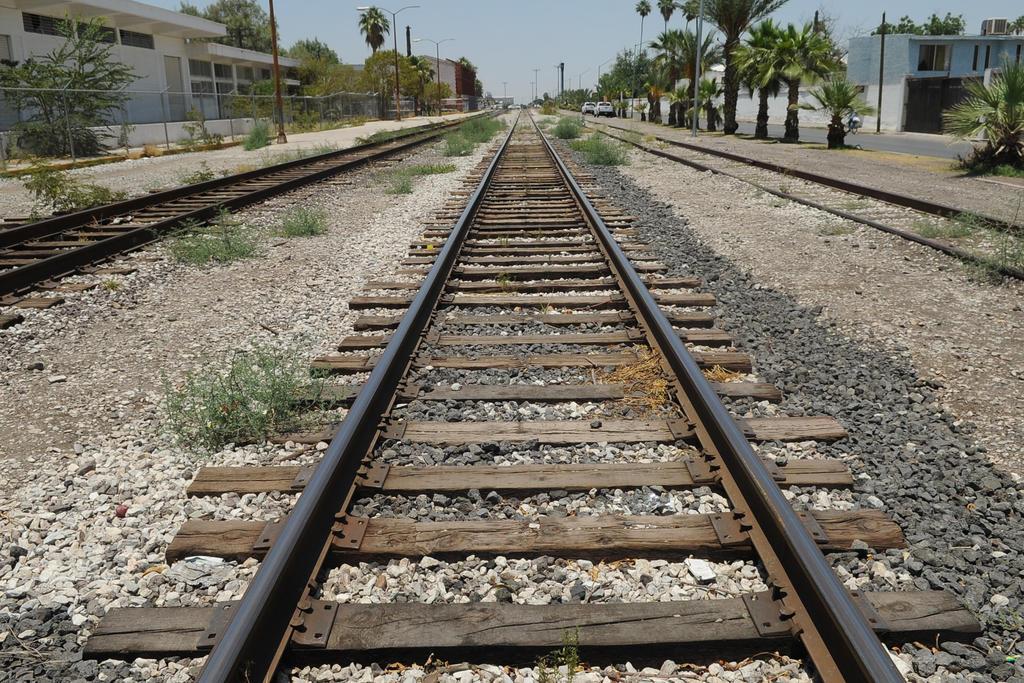 Hombre resulta lesionado tras caer del tren en Gómez Palacio