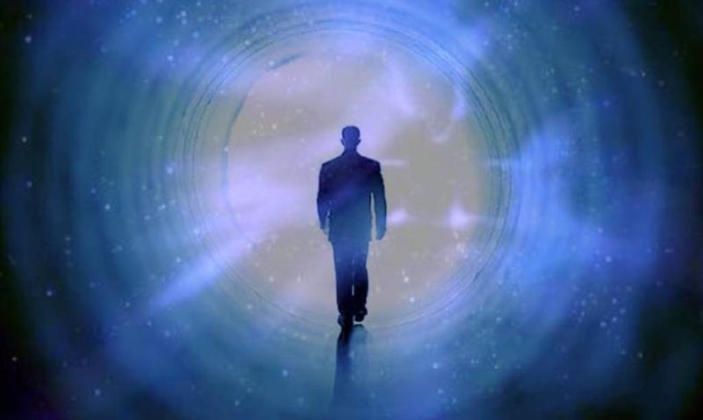 'La muerte no existe'; asegura científico basándose en teoría de física cuántica