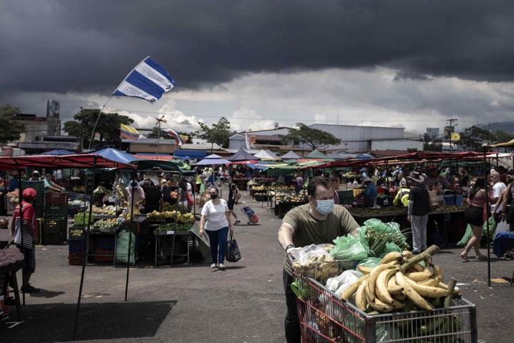 Lanzan en Costa Rica plan contra desempleo