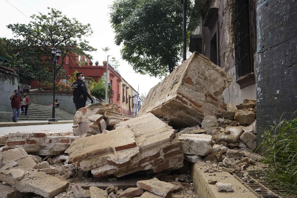 Sismo golpea en plena pandemia en México
