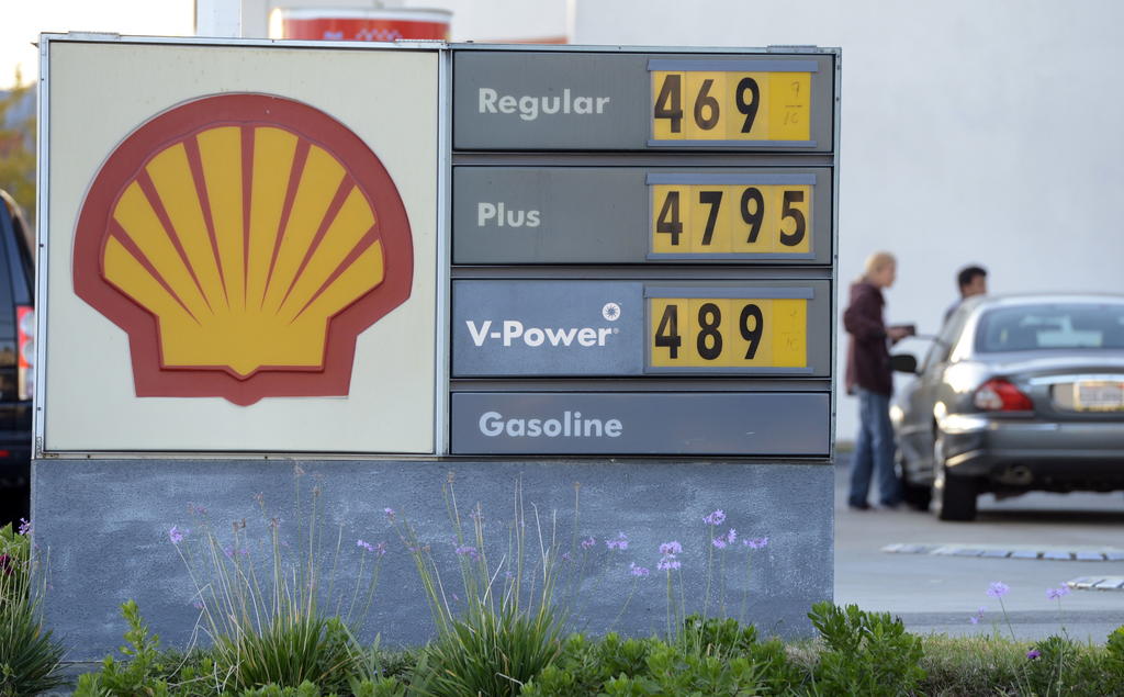 Ante colapso en precio del petróleo, Shell acorta el valor de sus activos