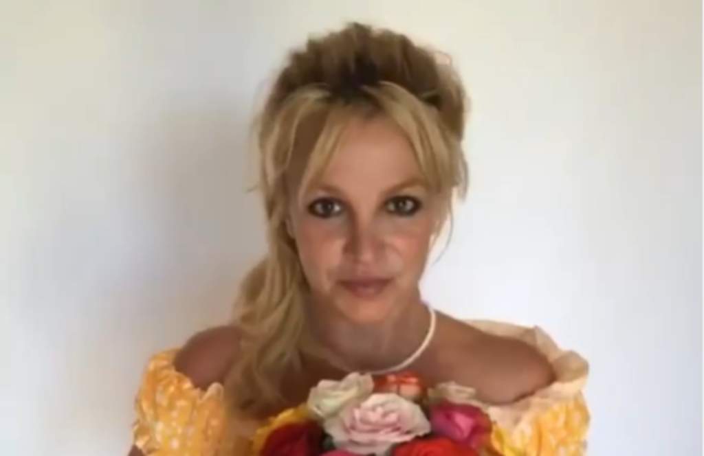 Video de Britney Spears alerta a sus seguidores