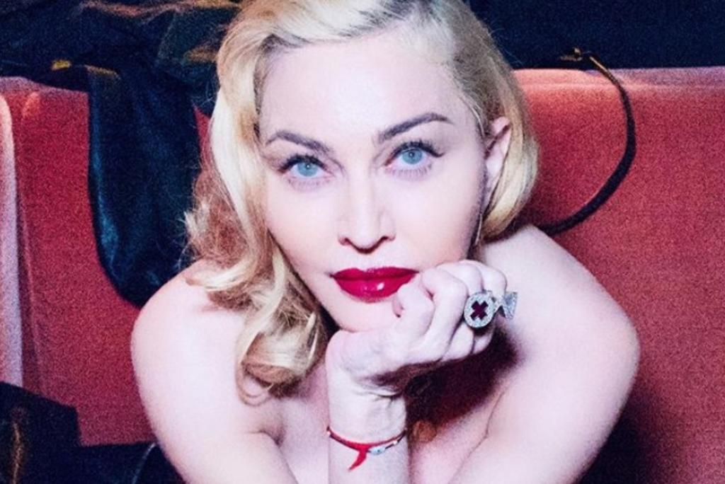 Madonna desafía la censura de Instagram con fotografía sin 'bra'