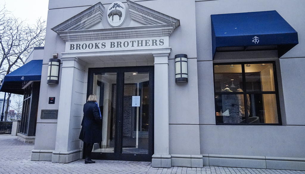 Brooks Brothers, la marca de ropa más antigua de EUA, se declara en bancarrota