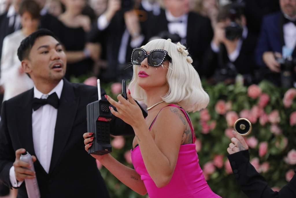 Lady Gaga, embajadora de la nueva fragancia de Valentino