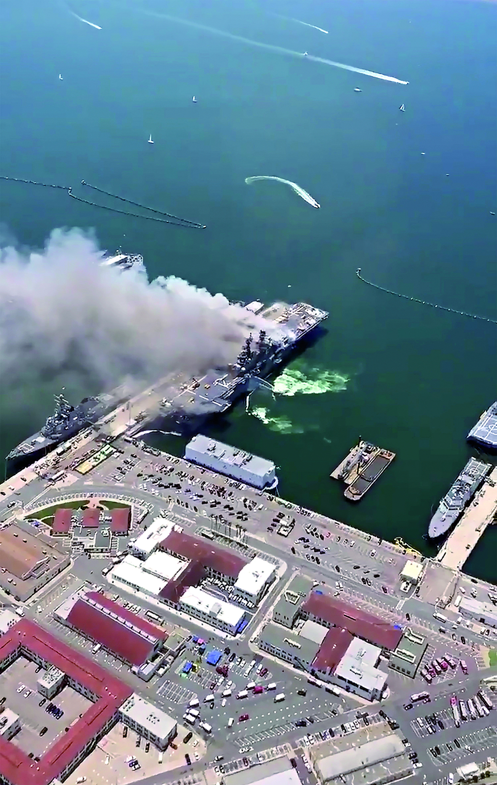 Incendio de buque en EUA deja 18 lesionados