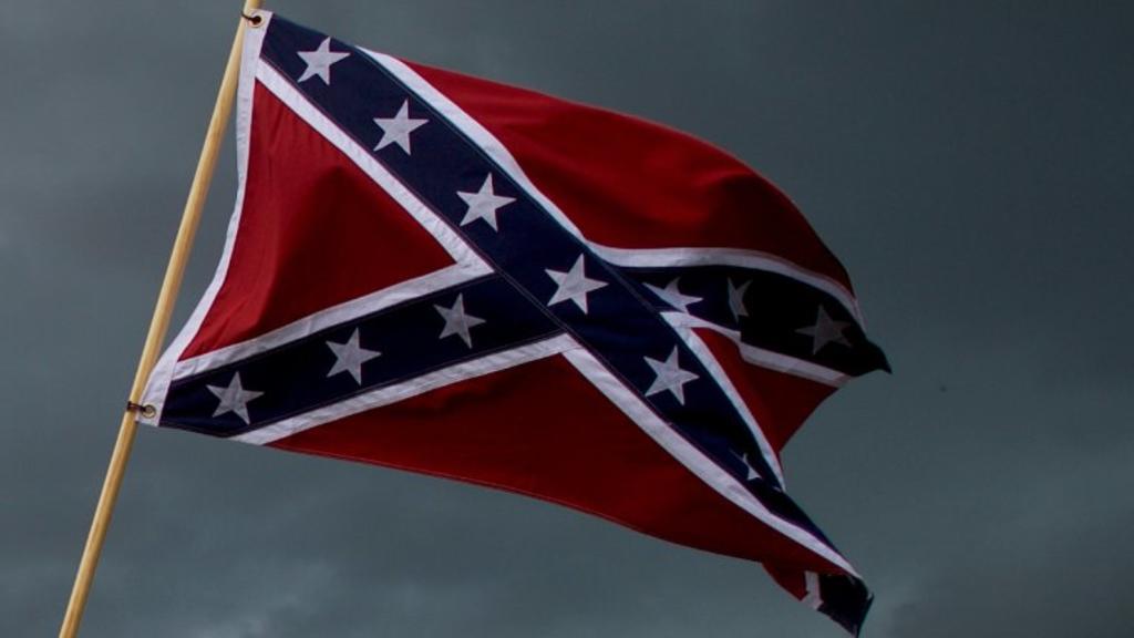 Prohíbe Pentágono las banderas confederadas en las bases de EUA