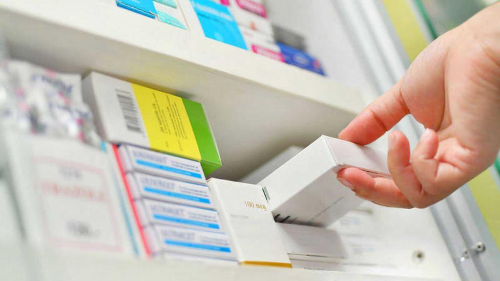 Cuestiona industria farmacéutica decisión de compras en el extranjero