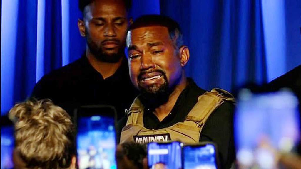 Kanye West llora al recordar que iba a ser abortado antes de nacer