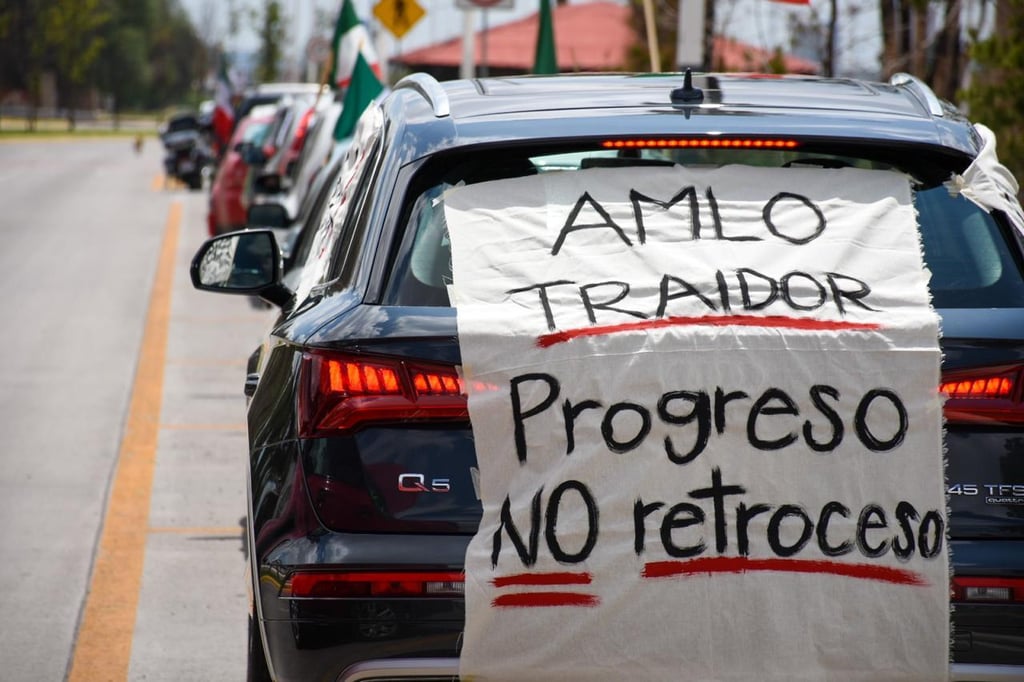 Se manifiesta de nuevo frente AntiAmlo en Durango