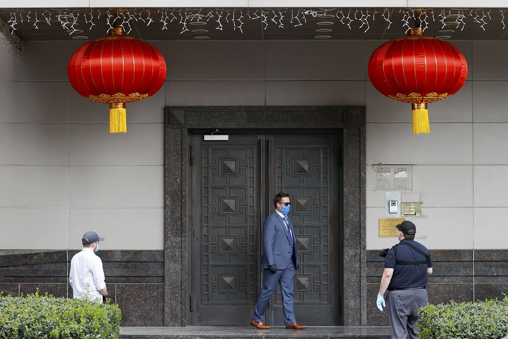 'Alista maletas' consulado chino