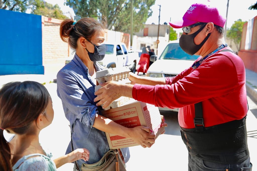 Casi 500 mil apoyos alimentarios entregados durante contingencia: Elvira Barrantes