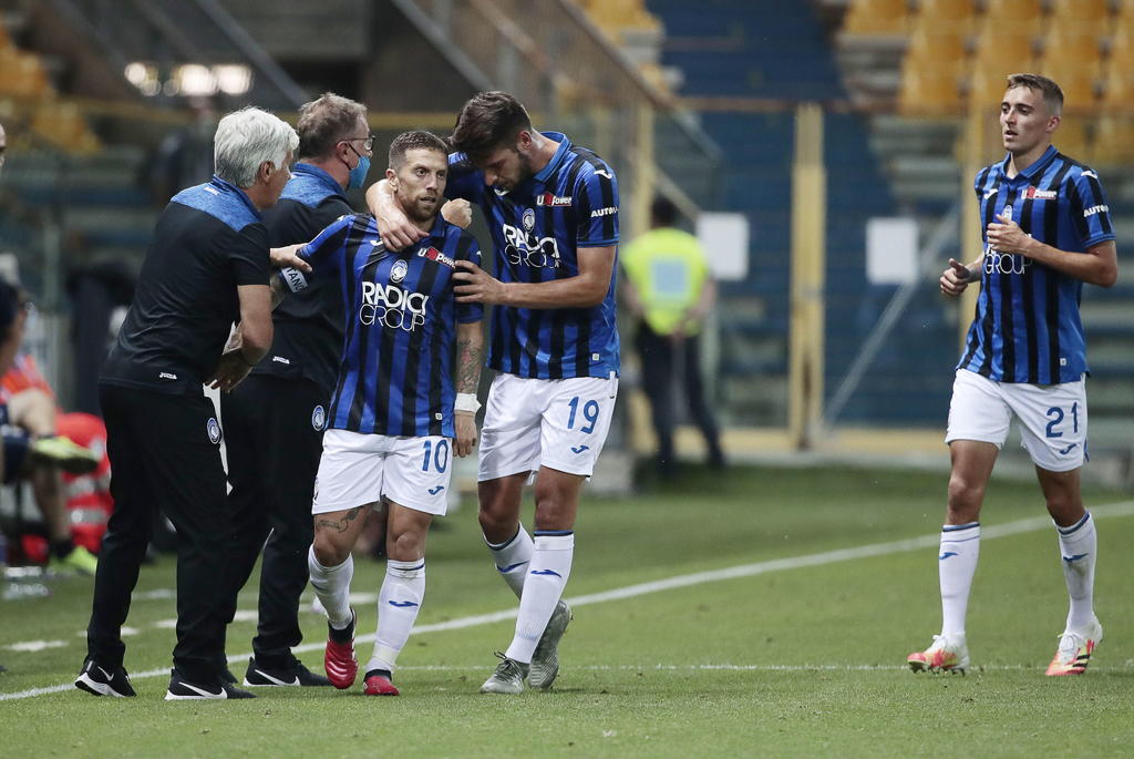 Un golazo de Papu Gómez mantiene al Atalanta en la pelea del segundo sitio en la Serie A