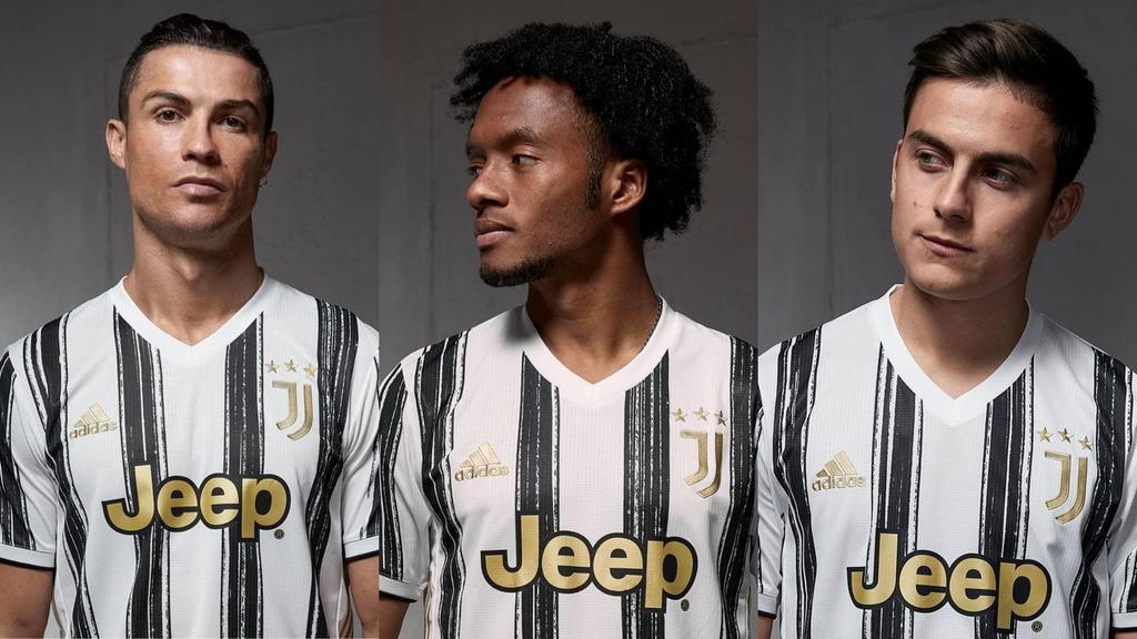 Modelan nueva jersey de Juventus para la próxima temporada