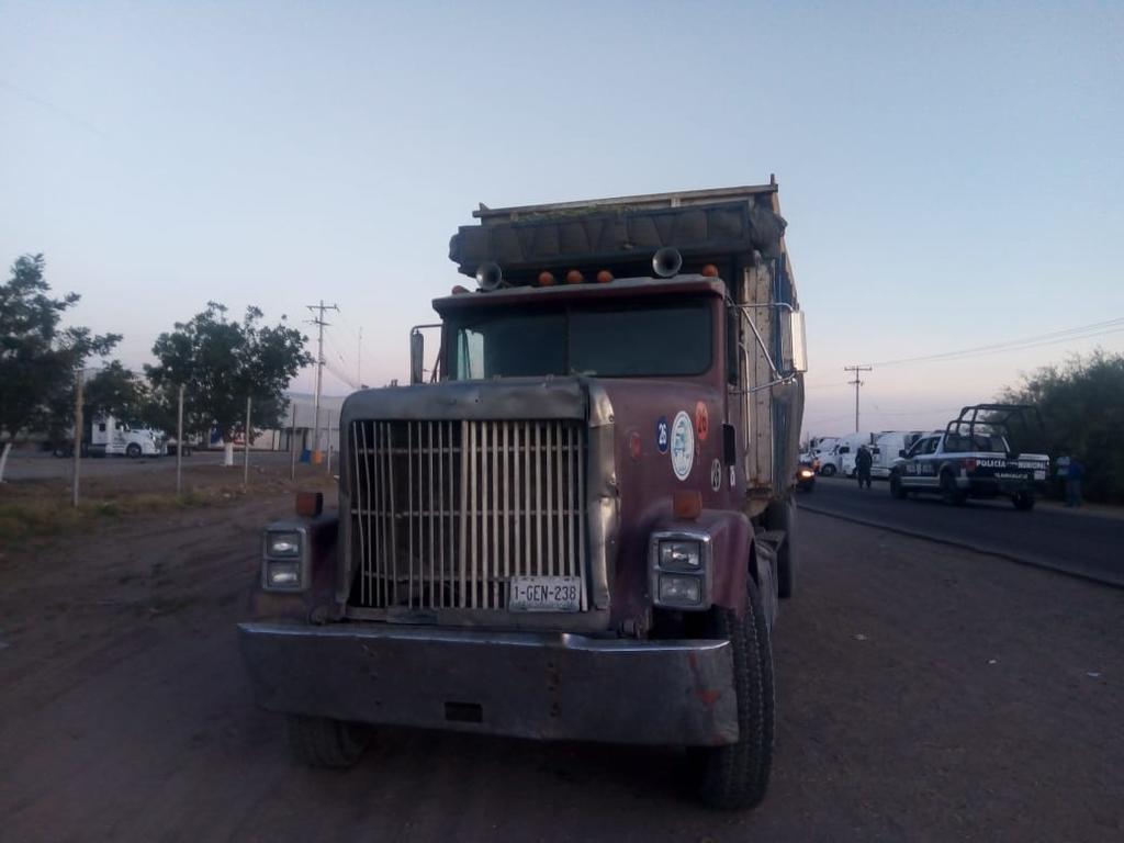 Joven jornalero muere arrollado por camión de carga en Tlahualilo