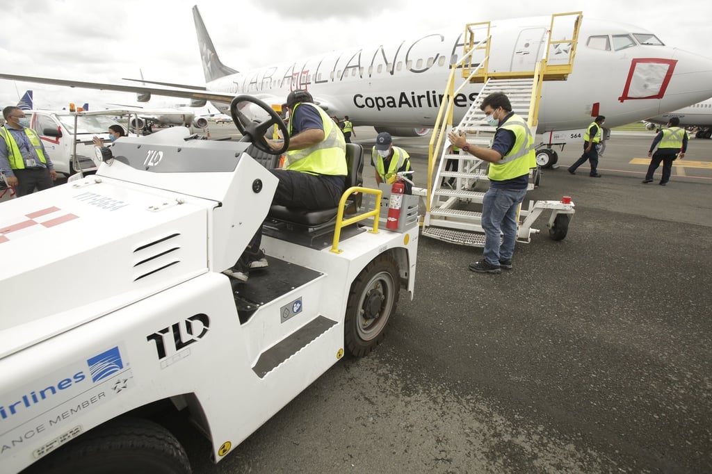 Cae 63.7% tráfico aéreo en Panamá