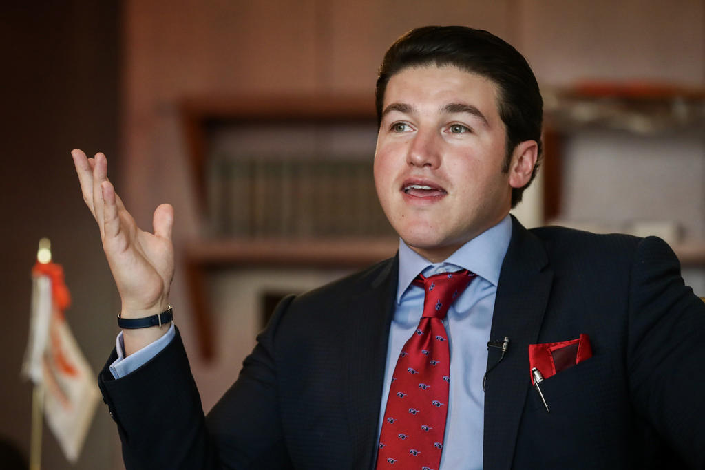 ¿Quién es Samuel García, senador criticado por violencia de género?