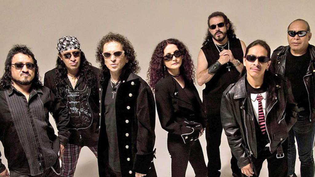 Álex Lora alista autoconcierto con El Tri