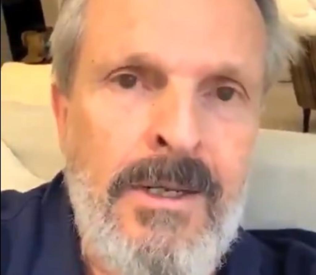 'Reducción de masas'; Miguel Bosé invita a manifestación anti cubrebocas