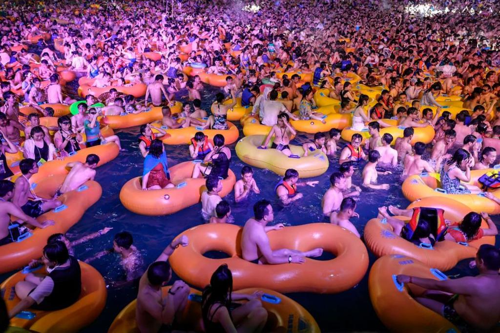 VIRAL: Pese a pandemia realizan fiesta acuática en Wuhan