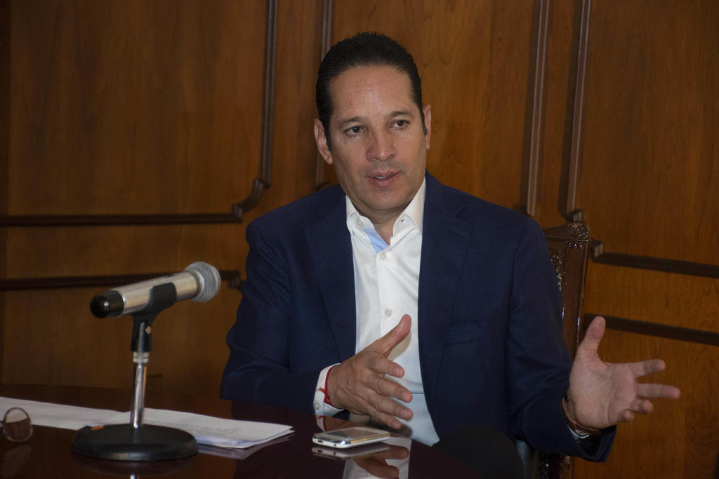 Gobernador de Querétaro separa del cargo a secretario que aparece en video de caso Lozoya