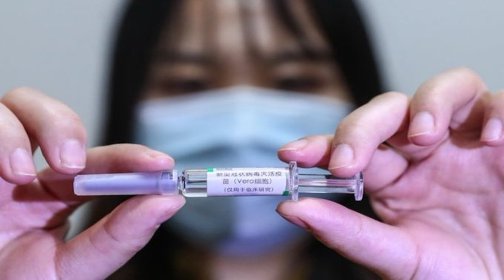 Aprueba China patente de vacuna contra COVID-19