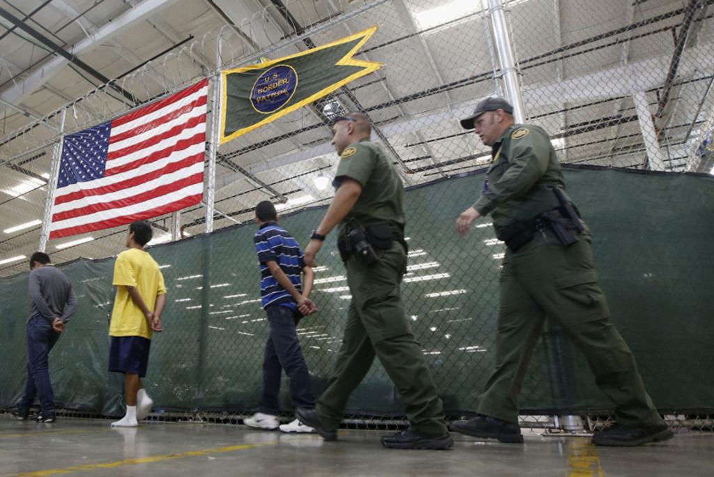 Demandan a EUA por audiencias presenciales de deportación